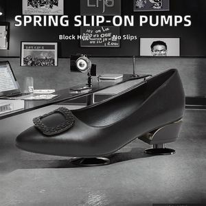 Escarpins de luxe élégants et sexy à bout pointu pour femmes, vente en gros, parfaits pour les fêtes et mariages - Product Image 2