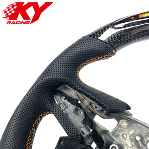 Volante deportivo personalizado de fibra de carbono y cuero con costuras naranjas, LED e indicador de RPM para Cadillac CT4 CT5 CT6 ATS CTS XT4 XT5 - Product Image 2