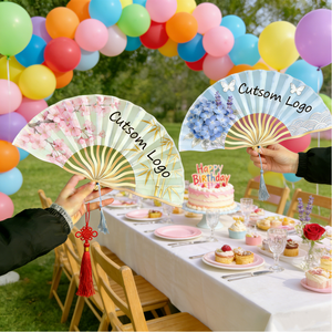 Éventail en satin de <span class=keywords><strong>bambou</strong></span> de couleur blanche classique exquis avec logo personnalisé Éventail de mariage - Product Image 6