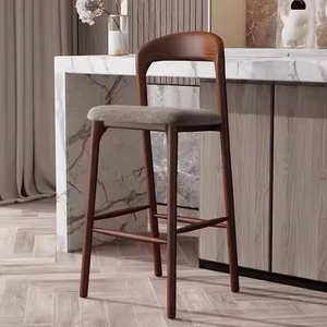 Tabouret de bar moderne minimaliste en bois massif, design scandinave, idéal pour cuisine et café - Product Image 5