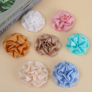 Fleur en tulle seersucker motif rose 8 cm, faite à la main, pour accessoires capillaires DIY, corsages, fleurs pour chaussures et décorations vestimentaires - Product Image 1
