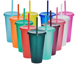 Wholesale Party Tumbler Logo Custom 24oz Clear Reusable Pp Coffee Glitter Plastic Cup With Lids And Straws