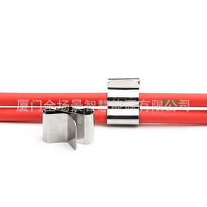Clip de câble en acier inoxydable en forme de C pour la fixation des câbles photovoltaïques solaires - Product Image 2