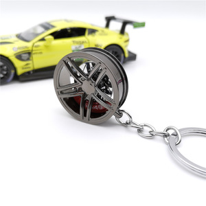 Llavero Creativo con Diseño de Llanta de Auto, Modelo de Rueda con Disco de Freno, Llavero Giratorio 3D, Accesorios para Llaves de Coche - Product Image 2