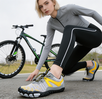 Chaussures aquatiques unisexes athleisure sport chic, légères, avec semelle intérieure rembourrée et soutien de la voûte plantaire, idéales pour la gym, le yoga et l'entraînement.