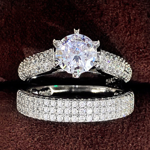 Set di Anelli Creativi in Zirconia per Coppie, Elegante Gioiello di Moda con Diamanti Simulati per Proposte - Product Image 5