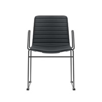 Chaise de bureau moderne à base de chenilles en cuir PU côtelé avec accoudoirs pour salle de réunion et réception