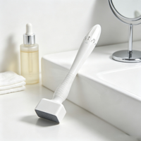 Prix d'usine Derma Adjustable Stamp Scalp Massager 140 Infusion System Rajeunissement de la peau et repulpeur de lèvres - Anti-rides