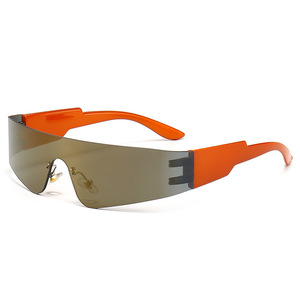 Gafas de Sol Y2K Personalizadas de Fábrica con Lentes UV400 para Mujer, Montura de PC Blanca y Azul, Estilo Deportivo y Moderno, Venta al Por Mayor Transfronteriza - Product Image 5