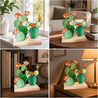 Ornement en verre artisanal personnalisé avec motif de cactus, décoration d'intérieur Art Déco unique, cadeau idéal, attrape-soleil pour étagère, succulente