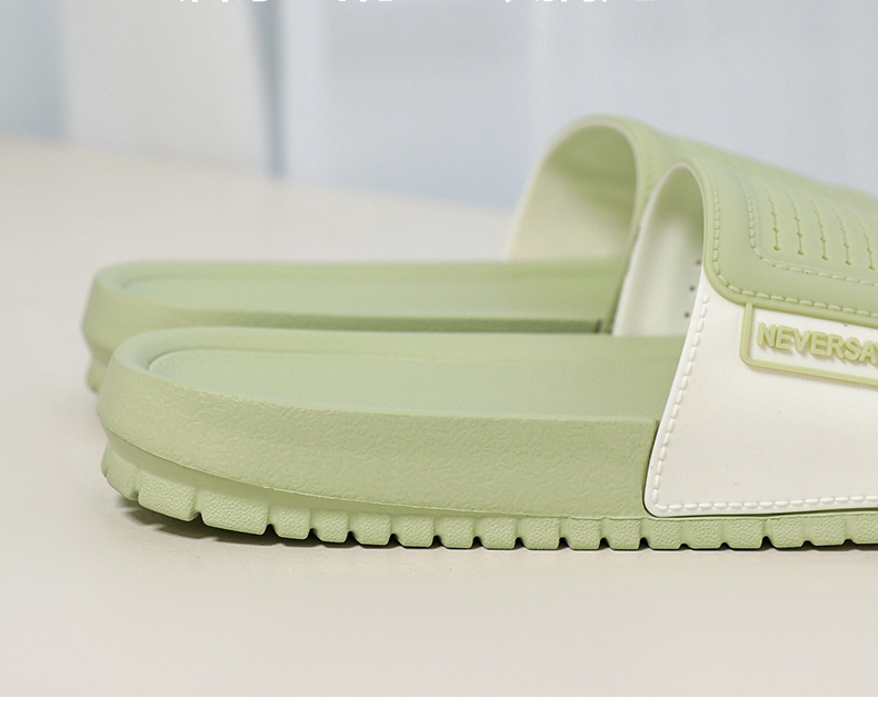 High Quality Non-slip Bath Slippers for Women and Men House Thick Platform Sole Slides