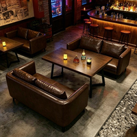 Ensemble de banquettes de bar en bambou de style industriel avec table et chaises pour usage commercial dans les restaurants et les cafés