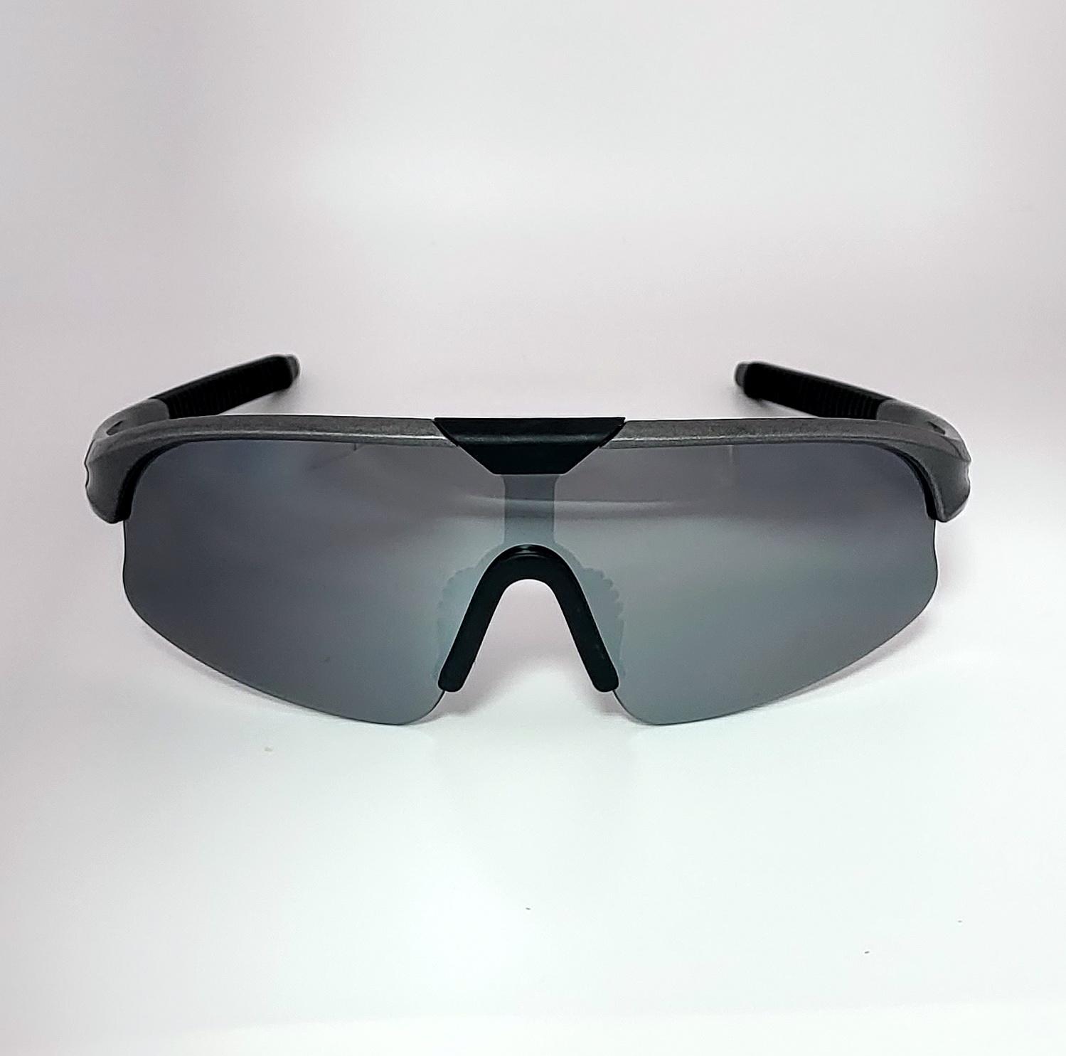 กระจกสีเงิน