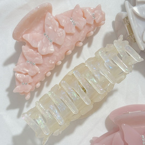 Pinza de pelo de acetato rosa con diseño de mariposa, estilo coreano, para la parte trasera de la cabeza, tipo pinza de tiburón, accesorio para el cabello. - Product Image 2