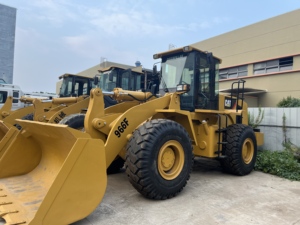 Real shot In-stock Used <b>CAT</b> 966F Loader,heavy <b>wheel</b> loading equipment with solid chassis and leak-free hydraulic system. - Product Image 5