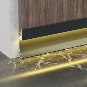 Profilé de <span class=keywords><strong>plinthe</strong></span> LED moderne et personnalisable en aluminium, finition noir, blanc, or, <span class=keywords><strong>plinthe</strong></span> lumineuse en métal pour projets hôteliers - Product Image 2