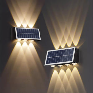 Lámpara Solar LED de Pared IP66 Impermeable para Exteriores, para Uso en Carreteras y Jardines, con 6-12 Horas de Iluminación - Product Image 1