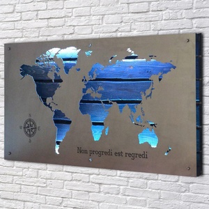 Decoración de Pared de Mapa del Mundo Artesanal de Metal con Luz LED de Gran Venta, Letrero Luminoso con Mapa Iluminado y Respaldo de Madera para Decoración del Hogar - Product Image 2