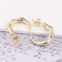 Aretes Gruesos y Retorcidos CM Hipoalergénicos Ligeros con Baño de Oro Real de 14K para Mujer