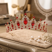 Couronne de reine moderne en alliage plaqué or de haute qualité avec strass sertis griffe, pour fiançailles, mariage, concours de beauté et événements formels