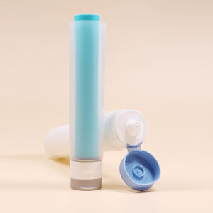 Tube en plastique personnalisé à double chambre en forme de pétale avec rabat à vis pour diverses applications - Product Image 2