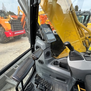 Excavatrice hydraulique sur chenilles Caterpillar CAT307.5 avec peu d'heures de fonctionnement, durable et très vendue, adaptée à l'agriculture et aux ménages - Product Image 5