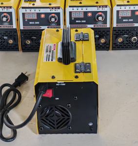 Mesin Las 3 in 1 MIG/MMA/TIG MIG-300 Tanpa Gas 220V Mesin Las Inverter Ringkas Tanpa Gas - Product Image 3