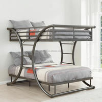 Cama Triple Alta Tipo Loft de Metal con Espacio Vacío Debajo, Diseño de Literas Escalonadas para Niños y Padres