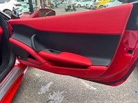 Vente en gros d'usine, housses de siège de haute qualité pour remplacement de sièges Ferrari, en cuir véritable rouge