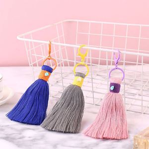 Nuevo Llavero de Estilo Pastoral Hecho a Mano con Hilo de Algodón, Macramé Boho, PVC Ecológico, Colgante de Borla para Bolso o Coche - Product Image 3