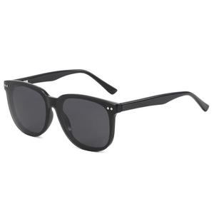 Nuevas gafas de sol magnéticas con clip TR90 polarizadas UV400 para hombres y mujeres, protección solar, pesca, viajes, conducción, atuendos de moda. - Product Image 2