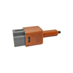 Nouveau commutateur de feu de freinage de pièces automobiles 25320-JN00A commutateurs de commande de feu d'arrêt de frein pour <span class=keywords><strong>Nissan</strong></span> Infiniti - Product Image 6