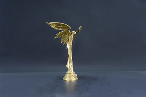 פסל אלת זהב בהזמנה אישית, מלאכת יד בהתאמה אישית, קישוט פסל ברונזה סיני סִגְנוֹן עשוי בגודל טבעי - Product Image 6