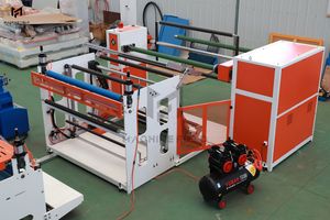 Extrusora de película de burbujas PE automática de dos capas con diseño de doble tornillo MF Máquina de coextrusión de 1300mm para producción de alta capacidad - Product Image 6