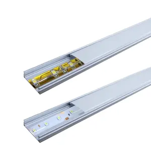 Extrudierter PC-LED-Leuchtenstreifen aus Kunststoff große Kuppel PC-Leuchtendeffusor Lampenblende-Abdeckung