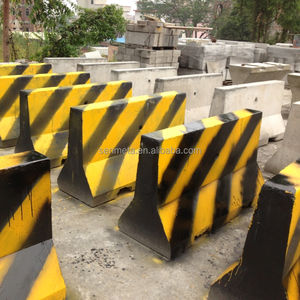 Moule en acier <span class=keywords><strong>pour</strong></span> bloc <span class=keywords><strong>de</strong></span> barrière en béton préfabriqué, <span class=keywords><strong>pour</strong></span> clôture <span class=keywords><strong>de</strong></span> construction routière et protection contre les collisions - Product Image 6