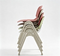 Chaise de salle à manger moderne en plastique légère et portable avec accoudoirs et dossier ergonomique, empilable, imperméable, pour la maison, le bureau et l'école