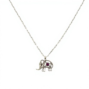 Pendentif Éléphant Fait Main en Argent Sterling 925 avec Pierre Rouge Ronde, Breloque en Argent en Forme d'Animal, Vente en Gros - Product Image 2
