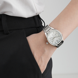 Argent Personnalisation <span class=keywords><strong>Semaine</strong></span> date affichage montre conception personnalisée quartz femmes montre-bracelet en acier inoxydable matériel montre de mode - Product Image 4