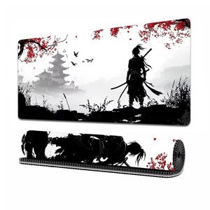 Grand tapis de bureau personnalisé antidérapant en caoutchouc imperméable avec bords cousus, tapis de souris de <span class=keywords><strong>jeu</strong></span> japonais Anime Samurai grand format - Product Image 2