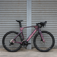 Ensemble de roues de vélo de course aérodynamique léger 7,9 kg KOZO2 en fibre de carbone avec dérailleur électronique 24 vitesses