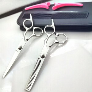 Tijeras Clásicas Anguladas para Cortar el Cabello, para Diestros, Tijeras Profesionales de Peluquería con Cola Inclinada, Tijeras de Entresacar Planas de 30 Dientes - Product Image 2