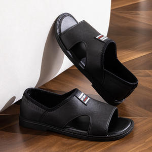 Sandales pour hommes, nouveau style pour l'été, décontractées, résistantes à l'usure, semelle souple, respirantes, pour l'extérieur, tongs de plage - Product Image 1