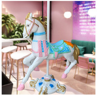Statue de dessin animé de cheval licorne Statues en fibre de verre grandeur nature Sculpture de cheval en fibre de verre