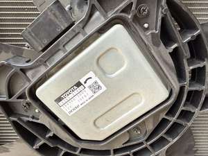 Conjunto Frontal Original Usado al por Mayor con Faro Antiniebla, Radiador, Condensador y Ventilador para Toyota RAV4 2019-2023 - Product Image 6