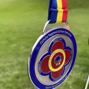 WD neue preisgünstige Box-Medaille aus Legierung Cricket Fantasy Racing Gymnastik Bodybuilding Trainer Geschenke Golf-Medaillen