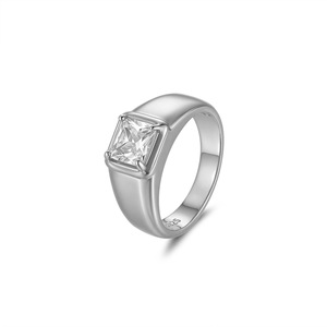 Anillo de Moissanita en Oro Amarillo, Corte Princesa, Engaste Biselado, Anillo de Compromiso Clásico para Hombre, Diseño Geométrico - Product Image 2