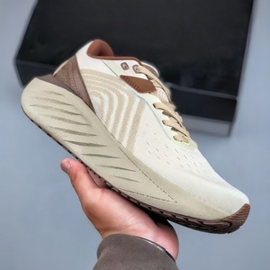High Quality Design Triumph 22 Sneakers Shock-absorbing Thick-soled Unisex Running Shoes Walking Style Shoes - Product Image 2