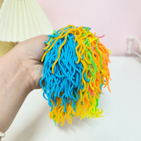 Jouet sensoriel anti-stress coloré en forme de nouilles ramen extensibles, doux, à presser, pour soulager l'anxiété, apaisant pour enfants et adultes, idéal pour les fêtes et la salle de classe