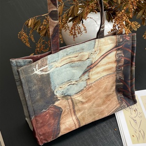 Chic <span class=keywords><strong>Patchwork</strong></span> Ripped Jeans Tote Bag con decoración fruncida Gran capacidad Moda Denim Guangzhou Cierre de cerrojo Tipo PU Forro - Product Image 1